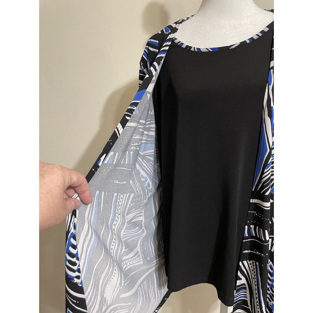 Chico's Black and Blue Patterned Tunic Top - Picture 3 of 13